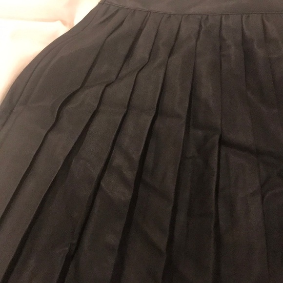 Sparkle & Fade leather pleated high waisted skirt - Picture 3 of 3